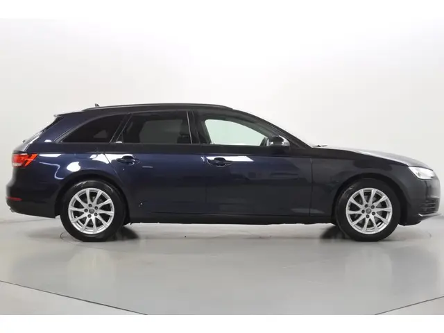 Audi A4 Avant 2.0 TFSi ultra Automaat 2016 Benzine 14