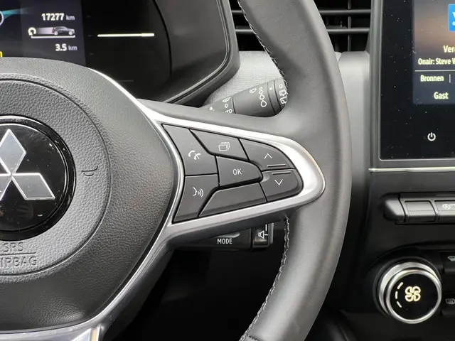 Mitsubishi Colt 1.0T MT Intense 2024 Benzine 26