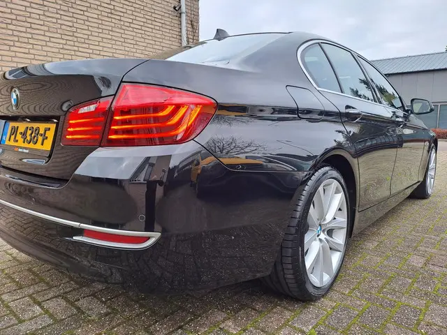 BMW 5 Serie 525d High Executive 2013 Diesel 11