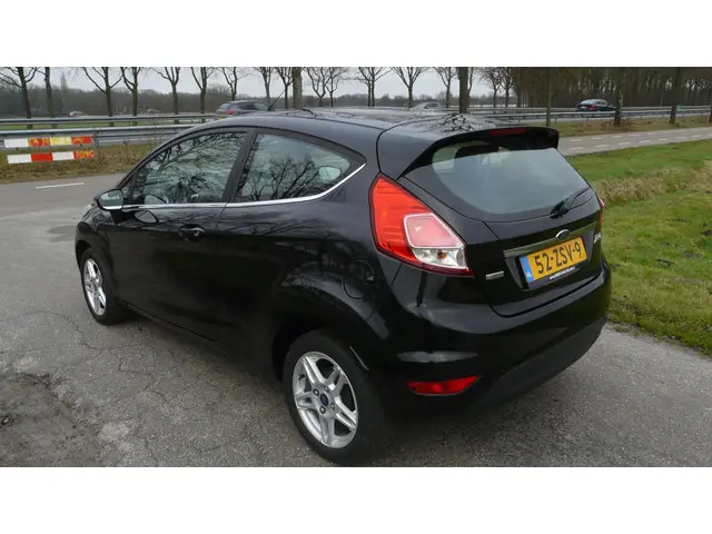 Ford Fiesta 1.0 EcoBoost Titanium 2013 Benzine 6
