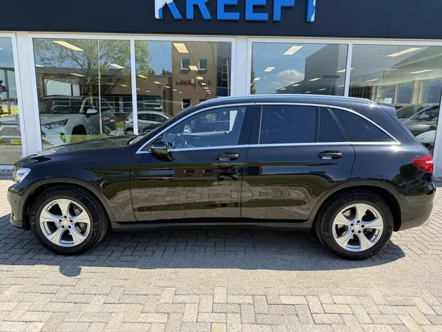 Mercedes-Benz GLC 2