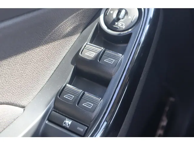 Ford Fiesta 1.0 EcoBoost Titanium 2014 Benzine 15