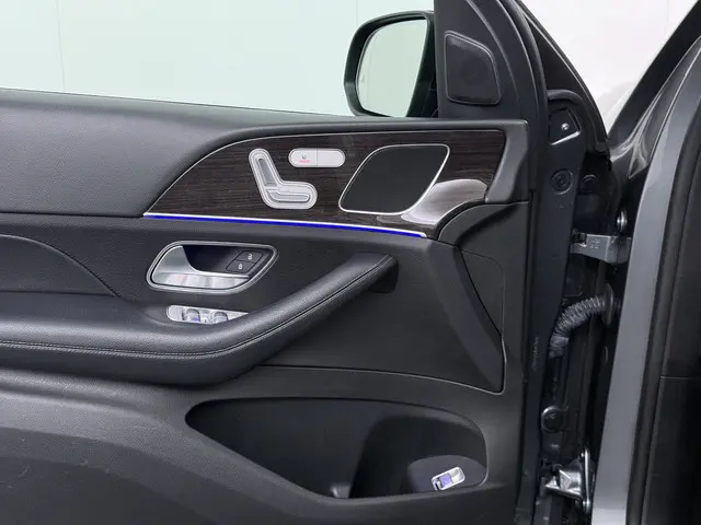 Mercedes-Benz GLE 450 4MATIC AMG line 2020 Benzine 12