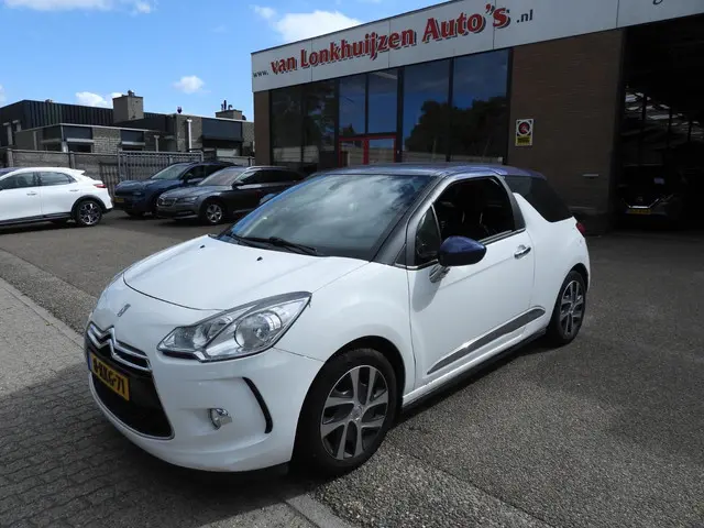 Citroën DS3 1.2 VTi So Chic 2013 Benzine
