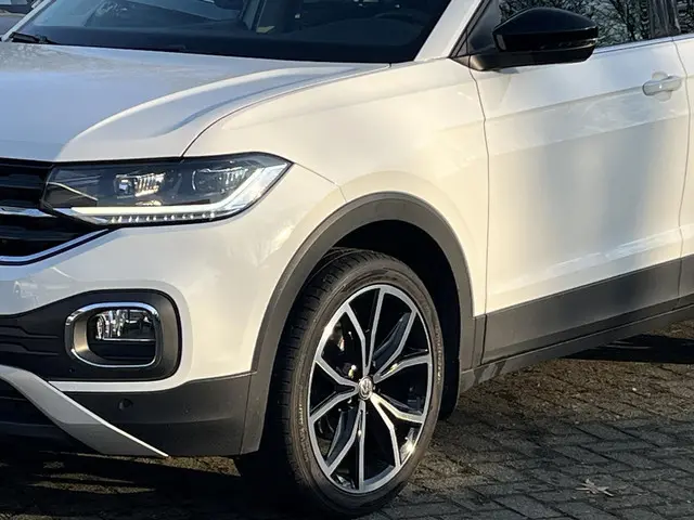 Volkswagen T-Cross 1.0 TSi DSG BLACK DESIGN 2020 Benzine 9