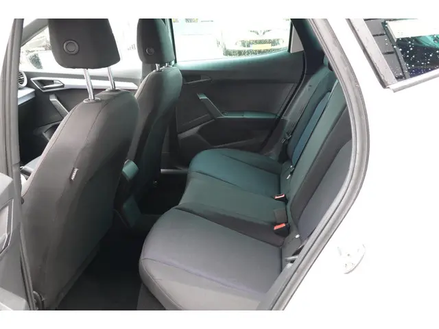 SEAT Ibiza 1.0 EcoTSI FR RIJKLAARPRIJS 2022 Benzine 11