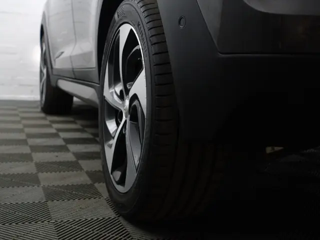Hyundai Tucson 1.6 T-GDi Premium 4WD Aut- 2016 Benzine 30
