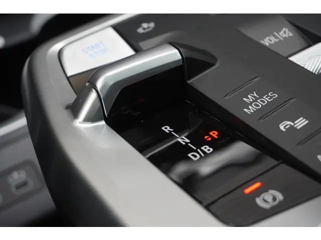 BMW iX1 eDrive20 2025 Elektrisch 10