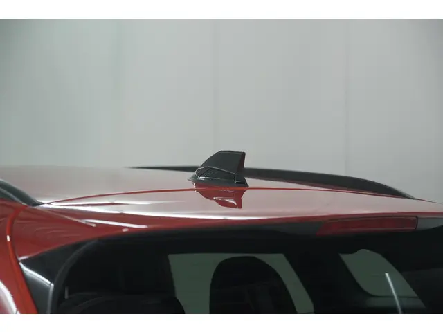 Renault Kadjar TCe 140 Black Edition 2021 Benzine 24