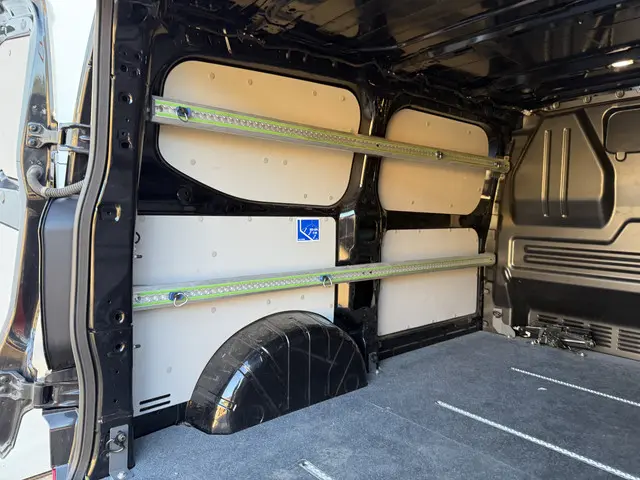 Ford Transit Custom 320 2.0 TDCI 136PK 2024 Diesel 13