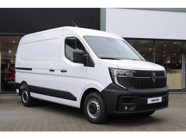 Renault Master T35 2.0 dCi 150 L2H2 Advance 2024 Diesel 38