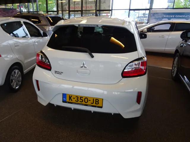 Mitsubishi Space Star 1.2 Active 2021 Benzine 7