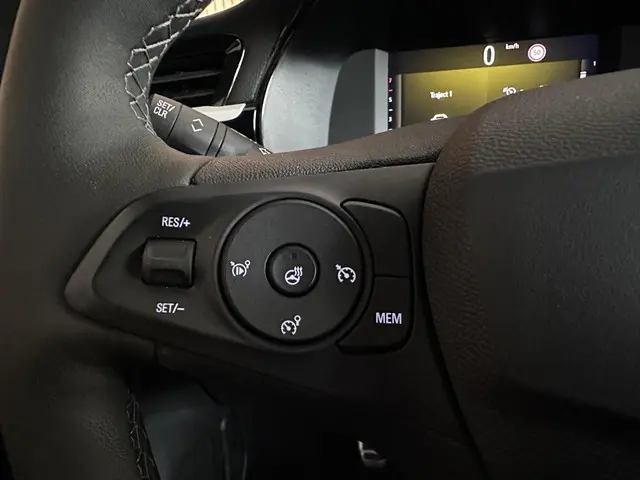 Opel Corsa 1.2 GS Stoelverwarming | dodehoek | 2024 Benzine 15