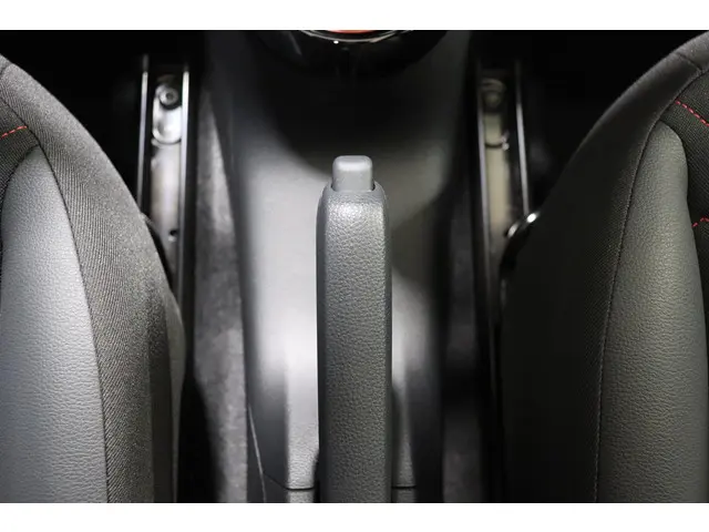 Toyota Aygo X 1.0 VVT-i MT Envy, 2025 Benzine 34