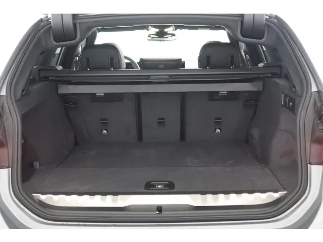 BMW 3 Serie Touring 330e 2025 Hybride Benzine 18