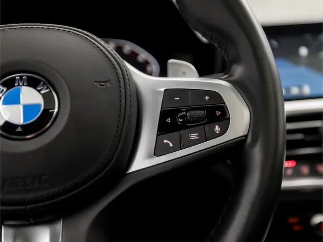 BMW 3 Serie M340i xDrive High Executive 2021 Benzine 22