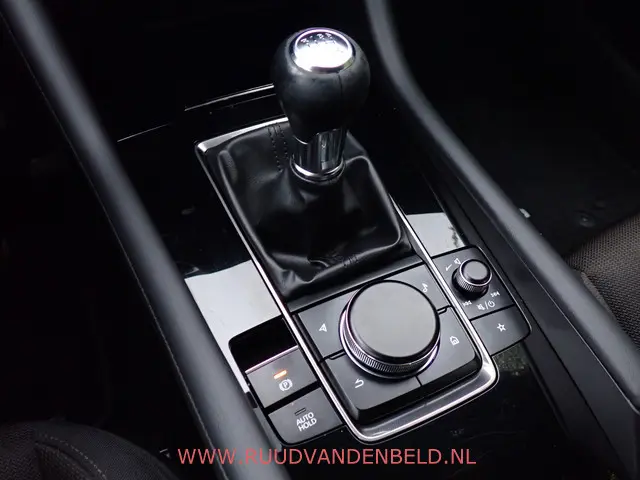 Mazda 3 2.0 e-SkyActiv-G M Hybrid 2021 Hybride Benzine 11