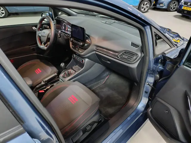 Ford Fiesta 1.0 EcoBoost Hybrid ST-Line X 2023 Benzine 18