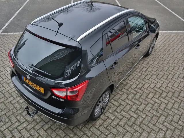 Suzuki S-Cross SX4 1.6 Exclusive 2015 Benzine 7
