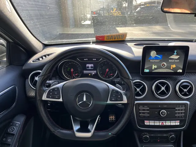 Mercedes-Benz A-Klasse 180 Ambition 2017 Benzine 19