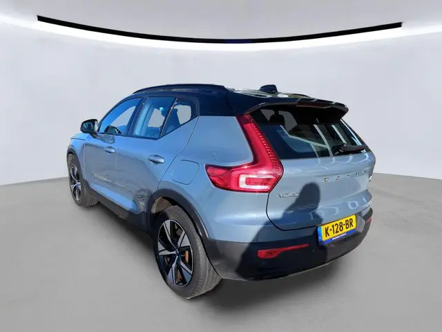 Volvo XC40 Recharge P8 AWD R-Design 2020 Elektrisch 4