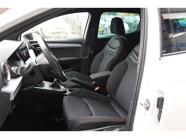 SEAT Ibiza 1.0 EcoTSI FR RIJKLAARPRIJS 2022 Benzine 10