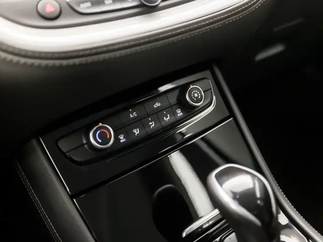 Opel Grandland X 1.2 Turbo Sport 2021 Benzine 9