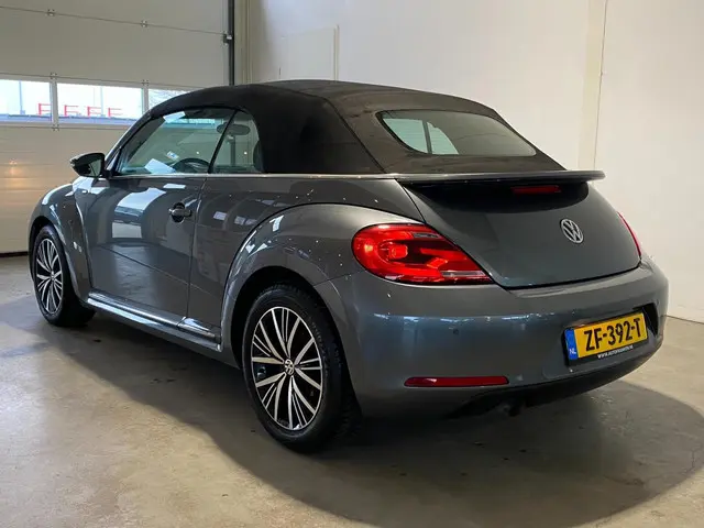 Volkswagen Beetle Cabrio 1.2 TSI Automaat 2016 Benzine 2