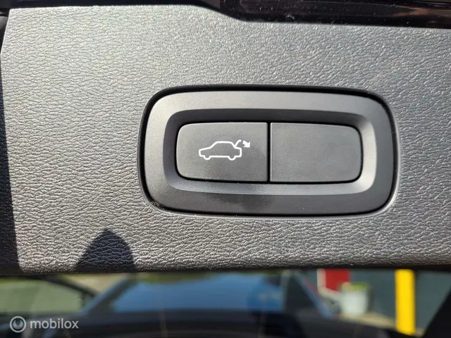 Volvo V60 2.0 T5 Momentum Pro 2019 Benzine 15