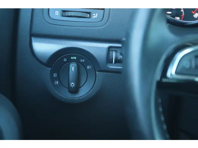 Škoda Yeti OUTDOOR 1.4 TSI AUT. ADVENTURE 2015 Benzine 25