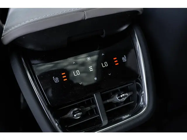Volvo EX90 Twin Motor Ultra 2025 Elektrisch 29