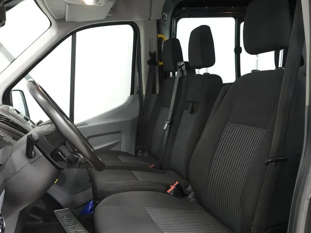 Ford Transit 130pk L3H2 Dubbele Cabine 2018 Diesel 9
