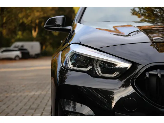 BMW 2 Serie Gran Coupé 218i Gran Coupe 2023 Benzine 12