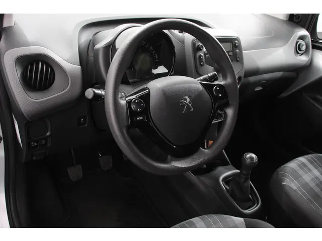 Peugeot 108 1.0 e-VTi Active 2020 Benzine 7