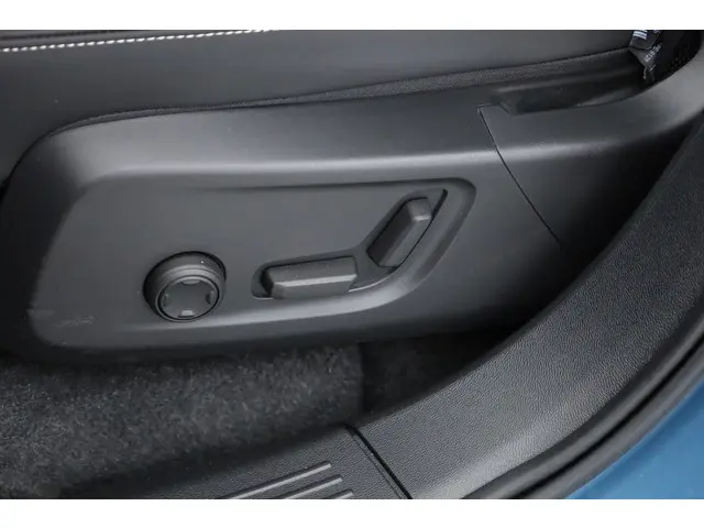 Volvo C40 S.M. Ext. Range Ultimate 82 kWh 2024 Elektrisch 4