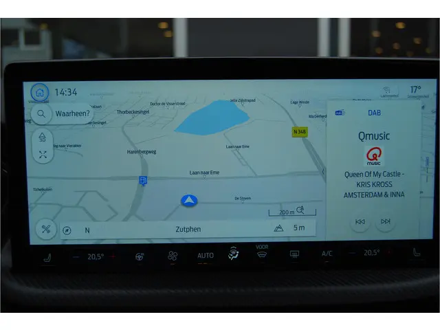 Ford Kuga 2.5 PHEV 243pk ST-Line 2024 Hybride Benzine 24