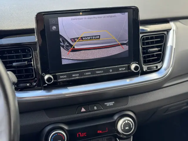 Kia Stonic 1.0 T-GDi DynamicLine 2022 Benzine 29