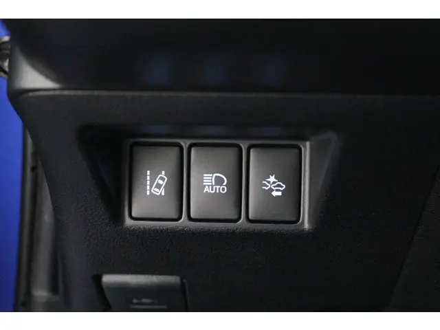 Toyota Yaris 1.5 Hybrid Design 2018 Hybride Benzine 31