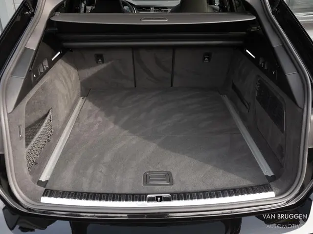 Audi RS6 Avant 4.0 TFSI quattro 2021 Benzine 11