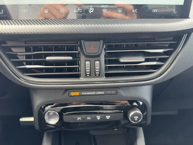 Ford Kuga 2.5 PHEV ST-Line X 2026 Hybride Benzine 25