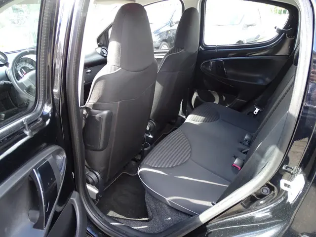 Peugeot 107 1.0 Envy AIRCO/BT/5 DEURS 2013 Benzine 8