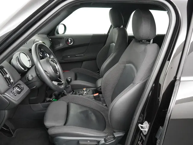 MINI Countryman Cooper Chili 2019 Benzine 4