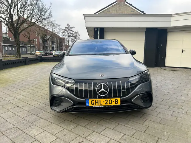 Mercedes-Benz EQE 350+ AMG Line 91 kWh 2022 Elektrisch 7