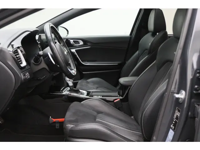 Kia Ceed 1.4 T-GDI GT-Line Automaat 2020 Benzine 12