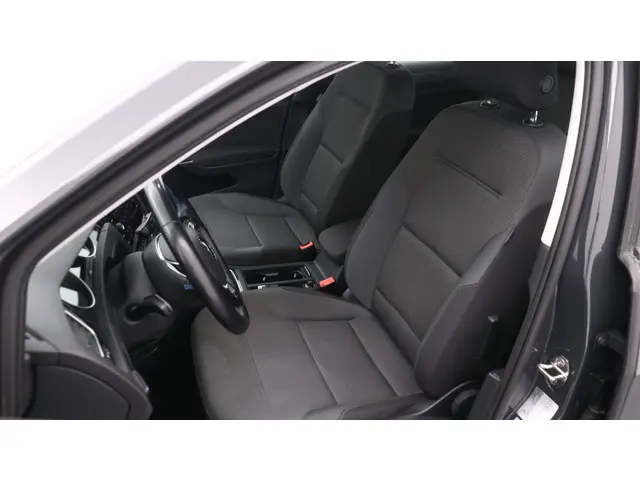 Volkswagen e-Golf E-DITION 36kWh 136pk 2020 Elektrisch 28
