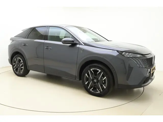 Peugeot 3008 1.2 Hybrid 145 GT 2025 Hybride Benzine 8