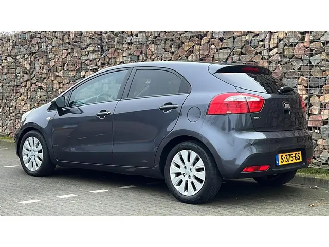 Kia Rio 1.4 CVVT ExecutiveLine 2014 Benzine 9
