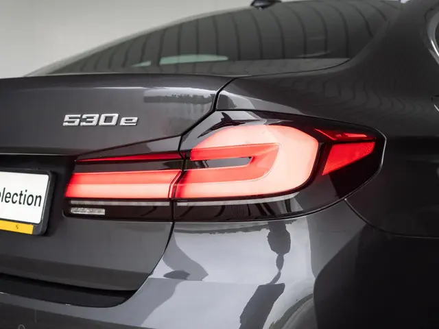 BMW 5 Serie Sedan 530e xDrive 2021 Hybride Benzine 18