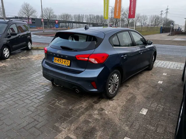 Ford Focus 1.5 EcoBoost Titanium Business 2020 Benzine 4