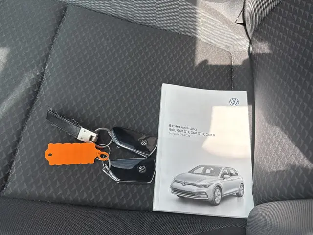 Volkswagen Golf 1.0 eTSI Life 2021 Benzine 34
